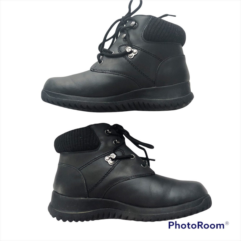 Wanderlust black boots